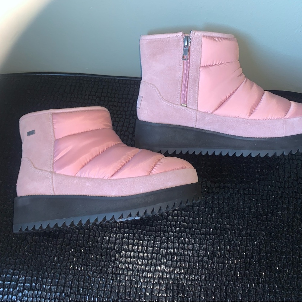 Sorel Pink Winter Boots
